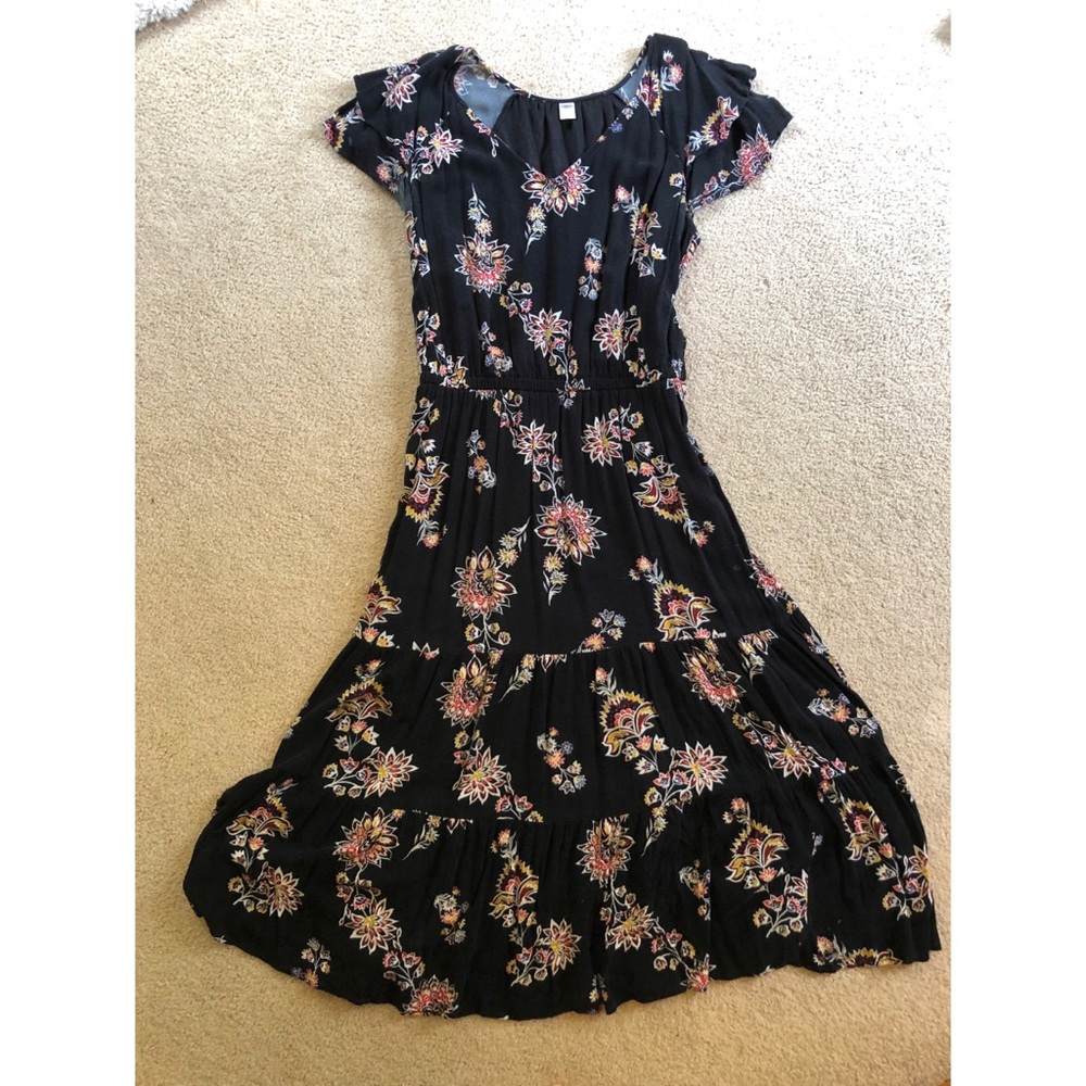 Old Navy Black Floral Tiered Midi Dress